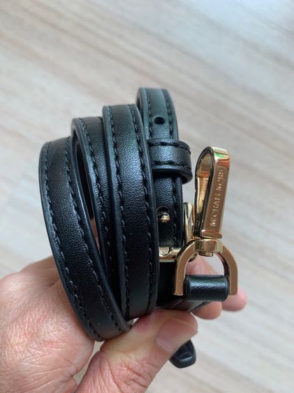 MK Crossbody รูปที่ 6