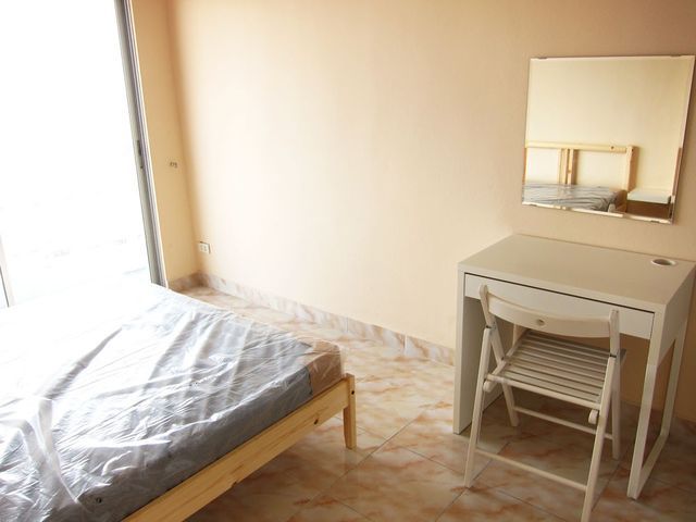 ไม่ใช่ ให้เช่าห้องสูท2ห้องนอน1ห้องนั่งเล่น รามคำแหง30 เริ่ม 7000เดือน รูปที่ 4