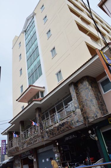 ไม่ใช่ ขายโรงแรม ในตัวเมืองหัวหิน พื้นที่ 200 ตารางวา ราคา 185 ลบ. มีทั้งหมด 7 ชั้น มีทั้งหมด 45 ห้อง  รูปที่ 3