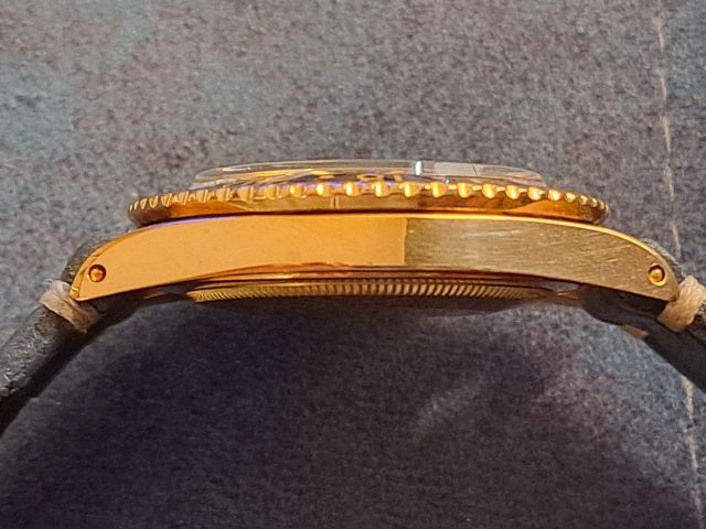 Rolex 1675 GMT 18k YG black nipple dial รูปที่ 8
