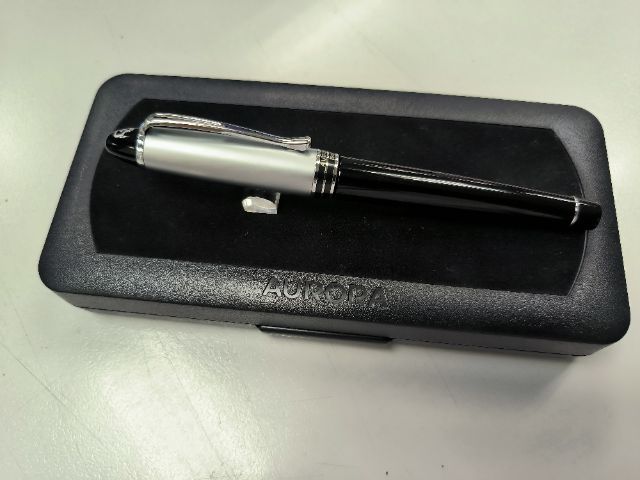 ปากกา Aurora rollerball pen made in Italy