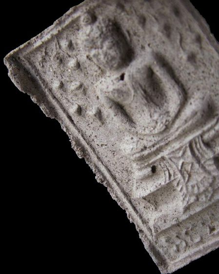 พระปรกโพธิ์ฐานผ้าทิพย์ พิมพ์ใหญ่ เนื้อผงธูปหลังเรียบ หลวงปู่ทิม วัดละหารไร่ ประธานปรกปลุกเสก ออกวัดไผ่ล้อม จ.ระยอง รูปที่ 3