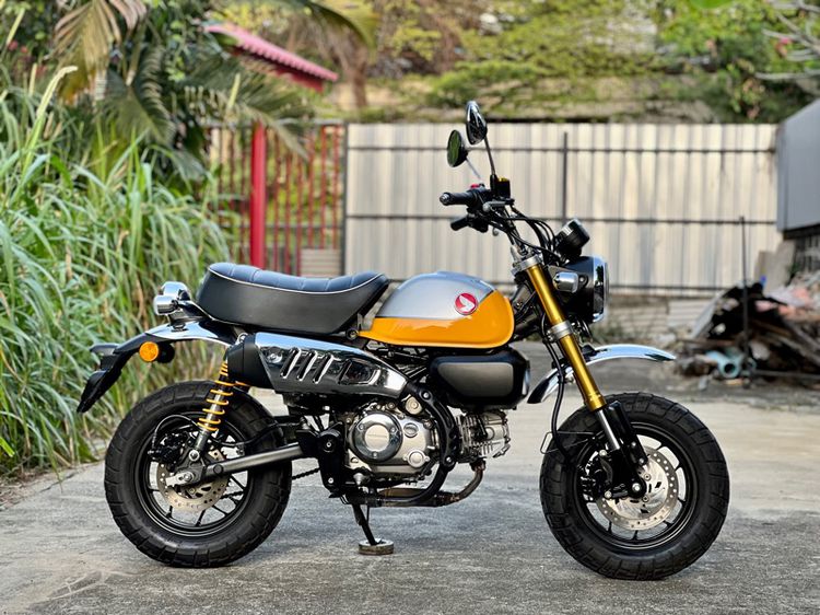 Honda Monkey 125cc สีเหลือง รถปี 2022