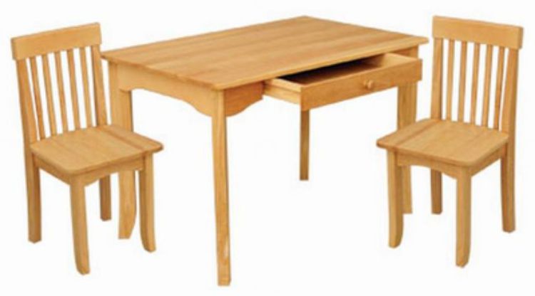 ชุดโต๊ะเด็ก ทำจากไม้จริง ของใหม่ยังไม่ได้ประกอบ