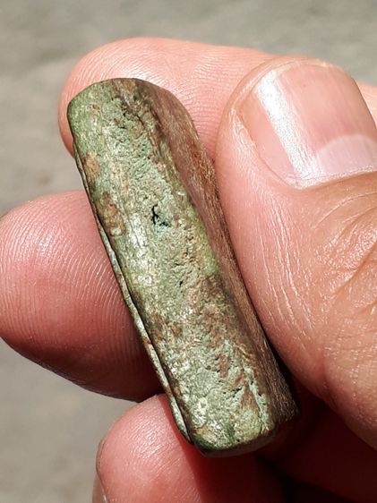 พระสมเด็จฟ้าผ่า หลวงพ่อพรหม วัดช่องแค จ.นครสวรรค์ ปี2512 เนื้อผงสีเขียว ผิวเดิมๆ สภาพสวยมาก เนื้อมีมวลสาร เหี่ยว ย่น เก่าเป็นธรรมชาติ แท้ หา รูปที่ 4