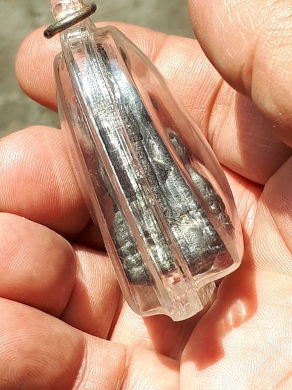 พระเปิม 2 หน้า ลำพูน เนื้อตะกั่ว เก่า สีจืดแล้ว พิมพ์คม ชัด มีน้ำหนักมาก สวย สภาพเดิมๆ แปลก เลี่ยมพลาสติก ไม่รู้กรุ รูปที่ 3