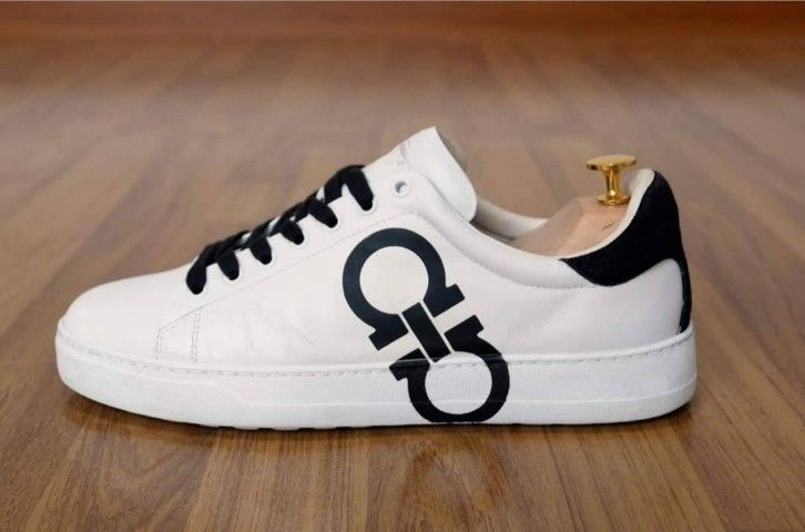 อื่นๆ รองเท้าแบบสวมและโลฟเฟอร์ หนังแท้ UK 7.5 | EU 41 1/3 | US 8 ขาว Ferragamo logo sneaker size 7.5 