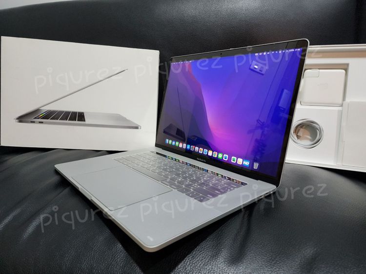 Macbook Pro15" สีเทา Touch Bar มือสอง สภาพเทพ
