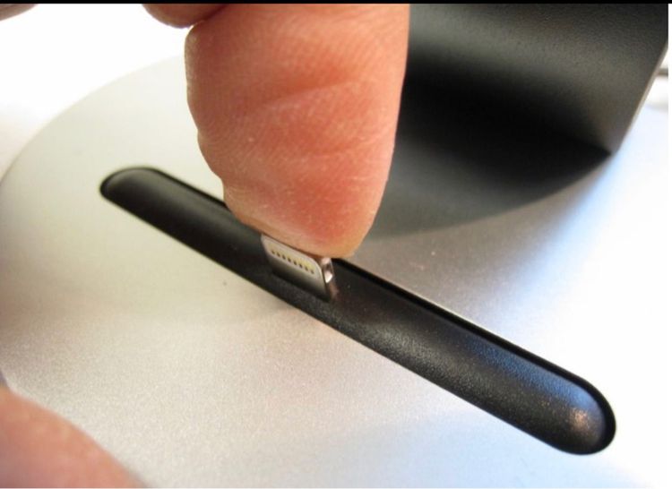 แท่นชาร์จ ยี่ห้อ Just Mobile รุ่น Alubolt ใหม่ รูปที่ 9