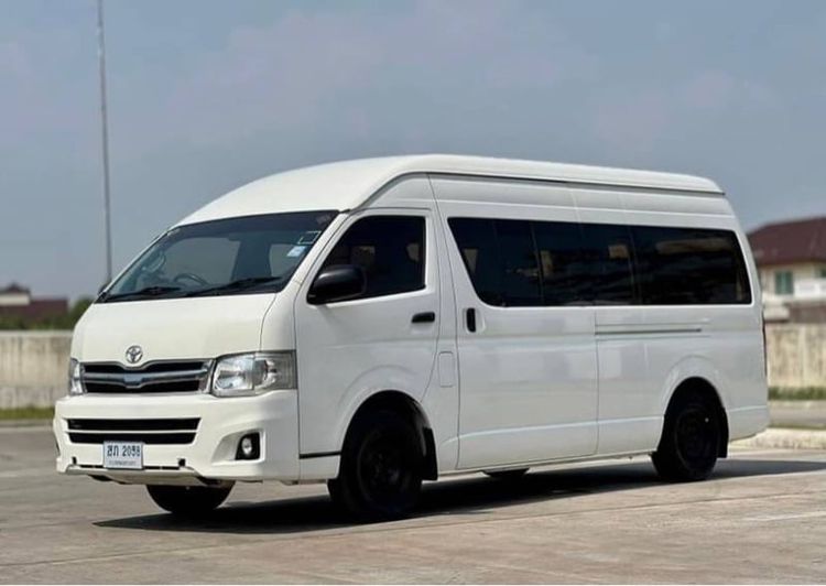 Toyota Commuter 2012 2.8 Van เบนซิน NGV เกียร์ธรรมดา ขาว