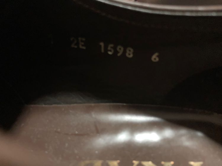 รองเท้าทำงาน ยี่ห้อ Prada สีน้ำตาล ไซส์ UK6 มือสอง Made in Italy รูปที่ 9