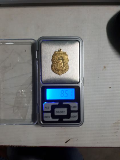 เหรียญหลวงพ่อกลั่น วัดพระญาติ ปี 2469 จ.อยุธยา รุ่นแรก เนื้อทองคำ พิมพ์ขอเบ็ด คม ชัด สภาพสวย สมบููรณ์ เก่า แท้ หายาก อย่างสวย มีเอกสารการตรว รูปที่ 13
