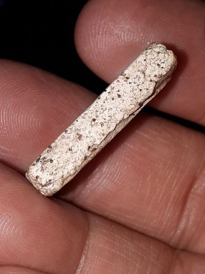 พระสมเด็จ วัดระฆัง พิมพ์คะแนน หลังเรียบ ขนาดองค์พระ 16x23x6 มม. เนื้อผง มีมวลสาร เนื้อเก่ามาก แห้ง ยุบ ย่น พิมพ์คม ชัด พระสวย สมบูรณ์ แท้ หา รูปที่ 4