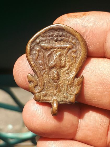 หล่อโบราณ เหรียญพระพุทธชินราช รุ่นแรก พ่อชุ่ม วัดบางนาใน สมุทรปราการ ปี 2467 พิมพ์ใหญ่ เนื้อทองผสม  เหรียญหูเชื่อม ด้านหลังมีอักขระขอม มะ อุ รูปที่ 6