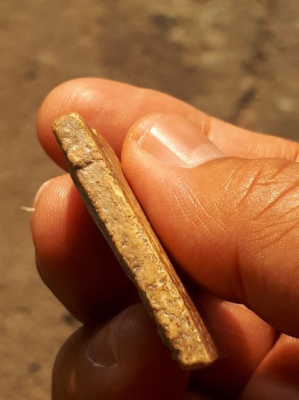 พระสมเด็จบางขุนพรหม พิมพ์เส้นด้าย ยุคต้น พิมพ์ คม ชัด มีน้ำหนัก เนื้อวัดระฆัง แต่เป็นพิมพ์บางขุนพรหม เนื้อหาจัดจ้าน มีมวลสาร มันมากๆ เก่า แท รูปที่ 3