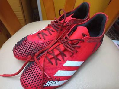 รองเท้าฟุตบอล ผู้ชาย แดง รองเท้าสตั๊ด adidas predater รองท้อปแท้