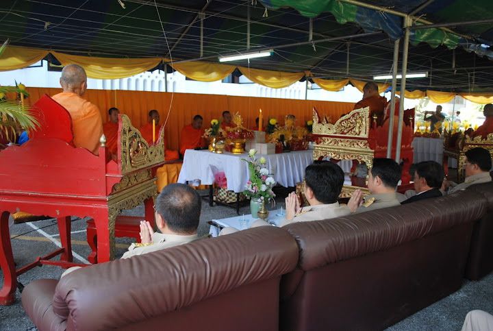 สวยดั่งทอง ครุฑ พิธียกครุฑพ่าห์ ศาลจ.เบตง เนื้อทองเหลืองกะไหล่ทองลงยา รูปที่ 31