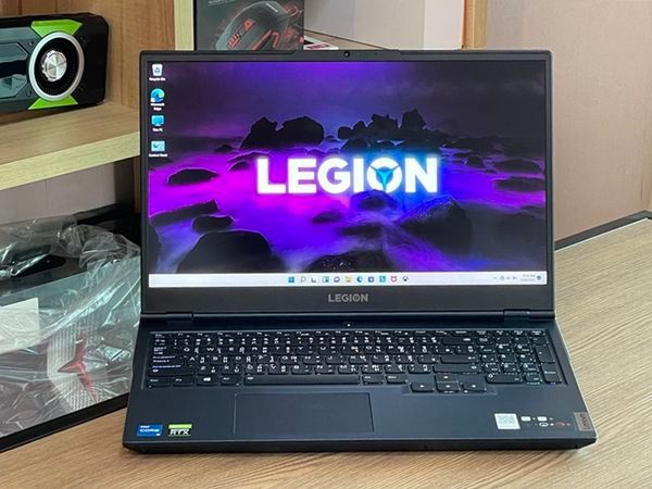 Lenovo Legion Legion 5 15ITH6 i5-11400H Ram8GB SSD512GB  RTX 3050 (4GB GDDR6) สินค้าใหม่ตัวโชว์