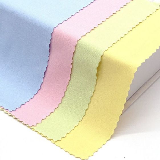 ผ้าเช็ดแว่น ผ้าเช็ดกล้อง ผ้าเช็ดเลนส์ ผ้าเช็ดจอคอมพิวเตอร์ ผ้าเช็ดมือถือ 
แบบสุ่มคละสี 1 ผืน รูปที่ 4