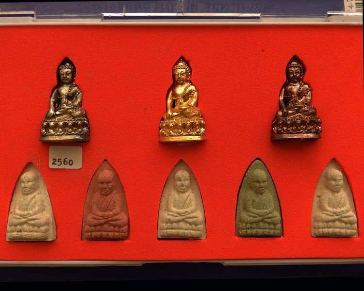 ชุดกรรมการ พระชัย หลวงปู่ทวด รุ่นตำหนักทอง หลวงปู่ทอง สุสังวโร วัดป่ากอสุวรรณ ครบชุด 8 องค์ จ.สงขลา พ.ศ. 2540 รูปที่ 6