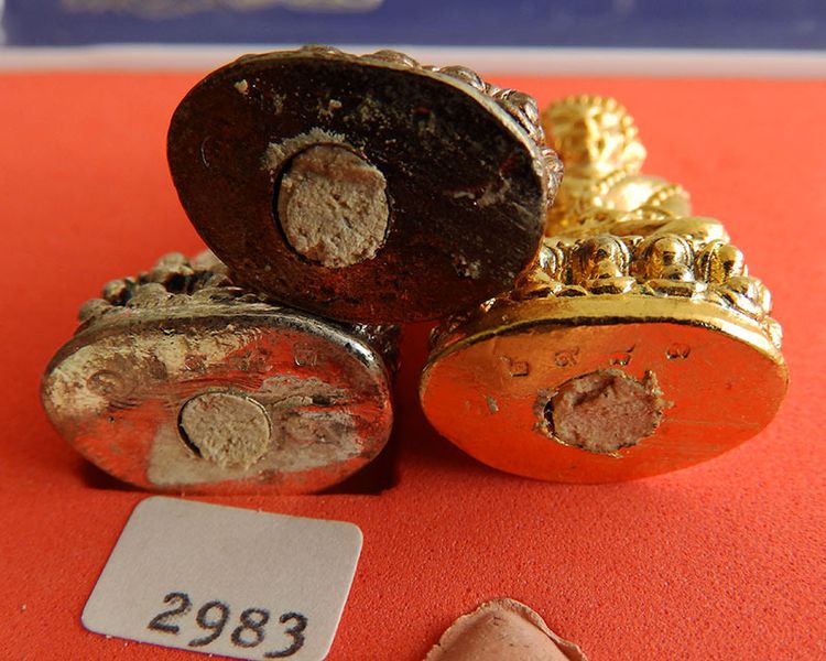 ชุดกรรมการ พระชัย หลวงปู่ทวด รุ่นตำหนักทอง หลวงปู่ทอง สุสังวโร วัดป่ากอสุวรรณ ครบชุด 8 องค์ จ.สงขลา พ.ศ. 2540 รูปที่ 20