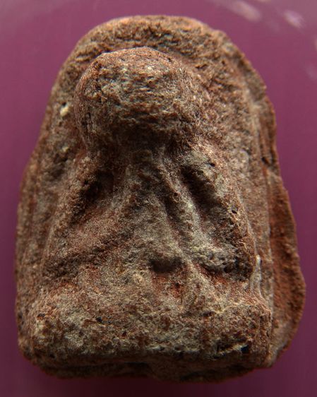 ปิดตารุ่นแรกท้องอุ เนื้อผงว่านผสมน้ำนมควาย หลวงพ่อเขียว วัดหรงบล จ.นครศรีธรรมราช พ.ศ. 2510 รูปที่ 8