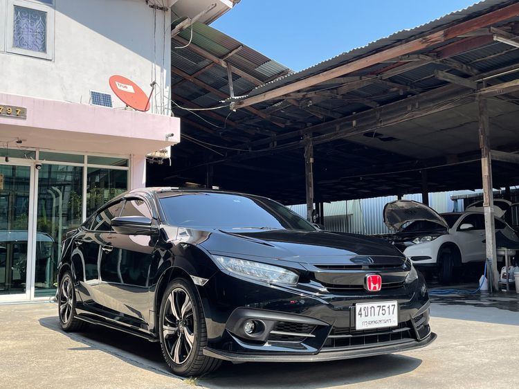 Honda Civic 2018 1.5 Turbo RS Sedan เบนซิน ไม่ติดแก๊ส เกียร์อัตโนมัติ ดำ