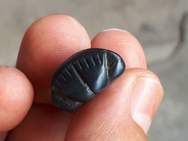 พระปิดตา พิมพ์หูกระต่าย พิมพ์กลาง เนื้อเมฆพัตร จารมือ หลวงปู่นาค วัดห้วยจระเข้ จ.นครปฐม สวยงาม คมชัด ผิวพรุน ไม่เงา สภาพสวย เก่า เดิมๆ แท้ ห รูปที่ 5