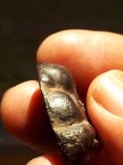 พระปิดตาหลวงพ่อแก้ว พิมพ์ใหญ่ หลังแบบ หลวงพ่อแก้ว วัดเคลือวัลย์ เนื้อผงคลุกรัก เนื้อกะลา เหี่ยวย่น ผิวเดิมๆ สภาพแห้ง เก่า ไม่มีหักซ่อม แท้ แ รูปที่ 3