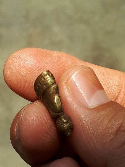 พระชัยวัฒน์ ก้นตอกโค๊ต เนื้อทองเหลือง สภาพสวย สมบูณณ์ เก่า แท้ แปลก หายาก ไม่รู้ที่  รูปที่ 8