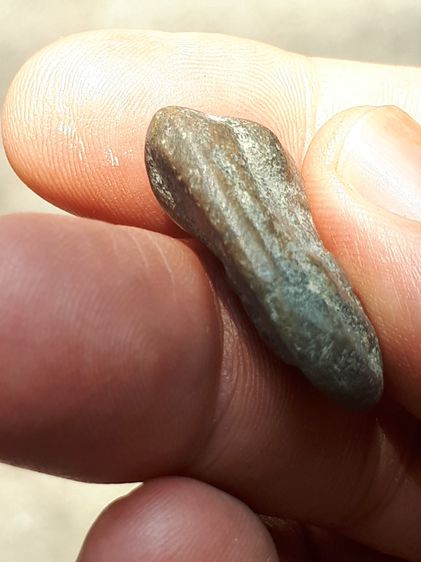 หลวงพ่อเนียม วัดน้อย พิมพ์เศียรโล้น 2 หน้า เนื้อชินตะกั่วผสมปรอท เก่า กระแสเนื้อเทาอมดำ ไขขาวอมเหลือง และแดง ผุดขึ้นจากเนื้อพระ ปกคลุมพื้นผิ รูปที่ 4