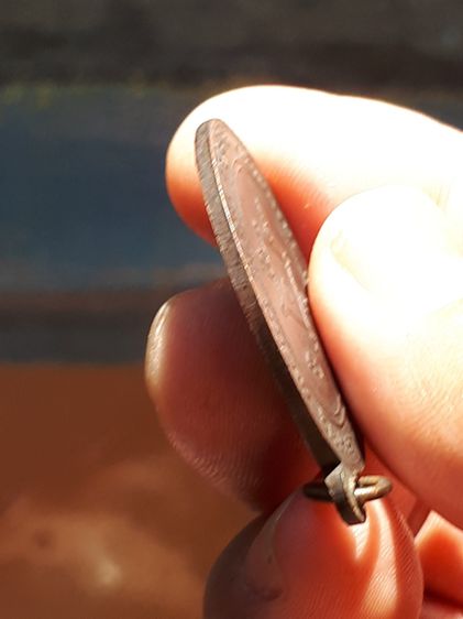 เหรียญหลวงพ่อแดง วัดเขาบันไดอิฐ รุ่นแรก เนื้อทองแดง ปี 2503 เหรียญกว้าง 2.6 ซม. สูง 3.7 ซม สภาพสวย ผิวเดิมๆ แท้ แปลก หายาก  เหรียญพระครูญาณ รูปที่ 10