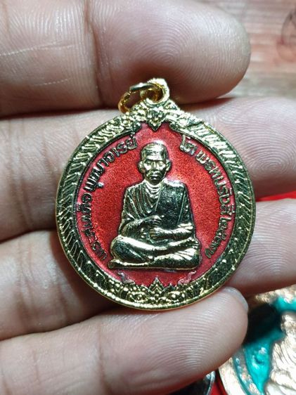 เหรียญสมเด็จพุฒาจารย์โต พิธีเสาร์5 วัดระฆัง ชุด3เหรียญ สวยแชมป์ไม่ผ่านการใช้เหมาไป  รูปที่ 3