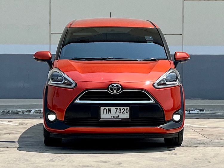 Toyota Sienta 2017 1.5 V Utility-car เบนซิน เกียร์อัตโนมัติ ส้ม