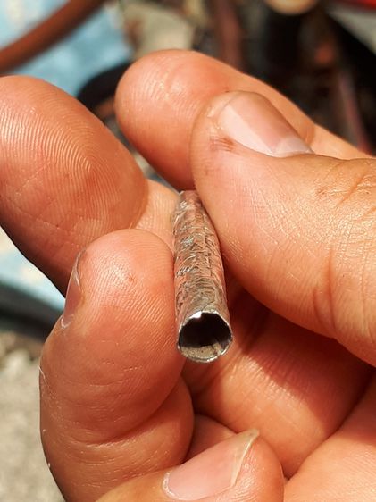 ตะกรุด เนื้อเงิน ตอก 3 โค้ด กรรมการ หลวงปู่โต๊ะ วัดประดู่ฉิมพลี ปี 2510 ขนาดยาวประมาณ 2 นิ้ว ผิวเดิมๆ สภาพสวยมาก โค๊ตชัดๆ ไม่ผ่านการใช้ เก่า รูปที่ 7