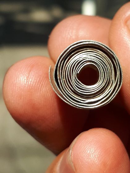 ตะกรุด เนื้อเงิน จารมือ ขนาดยาวประมาณ 2 ซม. ผิวเดิมๆ รอยจารชัดๆ มีน้ำหนัก สภาพสวยมาก ไม่ผ่านการใช้ เก่า แท้ สร้างน้อย แปลก หายากมาก ไม่รู้ท รูปที่ 7