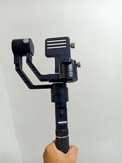 ขายไม้กันสั่น Gymball Zhiyun สำหรับกล้องถ่ายรูป อุปกรณ์ครบ แบต 4 ก้อน พร้อมใช้งาน รูปที่ 6