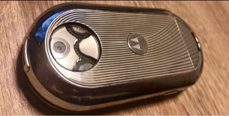 Motorola Aura ใหม่ มือถือในตำนาน สวยหรู ดูดี  รูปที่ 3