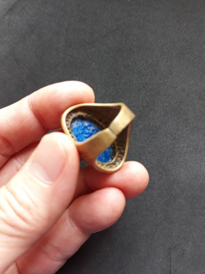 แหวนหัวลาพิส ลาซูลี ( Lapis lazuli )  ตัวเรือนทองเหลือง   รูปแบบสวยงาม สวมใส่สบาย ๆๆ ในวันสบาย ๆๆ  รูปที่ 13