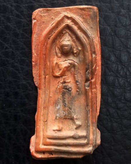 พระเนื้อดิน กรุทับผึ้ง จ.สุโขทัย พ.ศ 2473 รูปที่ 17