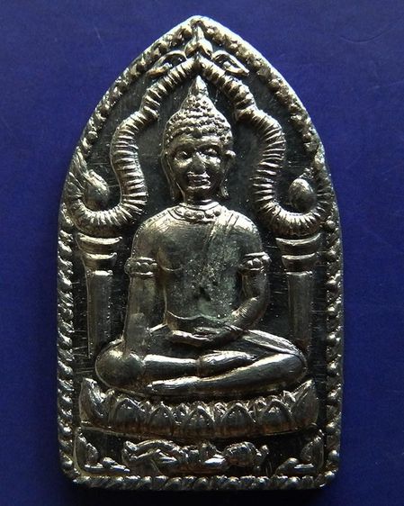 พระยอดขุนพล หลวงพ่อฑูรย์ วัดโพธินิมิตร เนื้อชิน พ.ศ. 2527 ครบชุด 3 องค์ 3 พิมพ์ สร้างจากเนื้อชินกรุเก่าที่ชำรุดแตกหัก รูปที่ 20