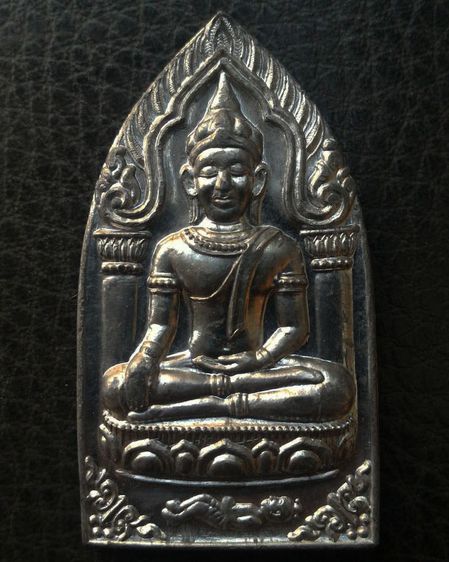 พระยอดขุนพล หลวงพ่อฑูรย์ วัดโพธินิมิตร เนื้อชิน พ.ศ. 2527 ครบชุด 3 องค์ 3 พิมพ์ สร้างจากเนื้อชินกรุเก่าที่ชำรุดแตกหัก รูปที่ 34