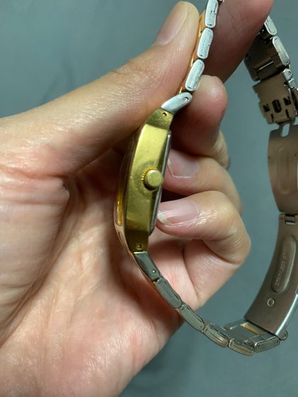 นาฬิกา Casio LTP-1165 ของแท้ (มือสอง)  หน้าปัดสีดำ สายสแตนเลสสีทอง ขนาดหน้าปัด 21 mm. รูปที่ 6