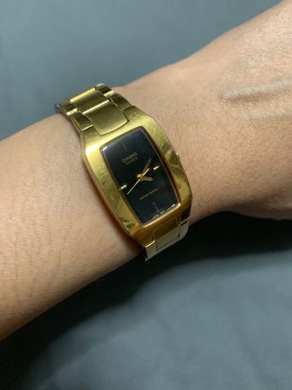 นาฬิกา Casio LTP-1165 ของแท้ (มือสอง)  หน้าปัดสีดำ สายสแตนเลสสีทอง ขนาดหน้าปัด 21 mm. รูปที่ 15