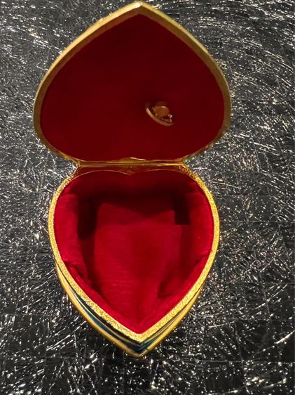 กล่องดนตรี Vintage Mele Cameo Heart Shaped Jewelry Music Box Gold Tone Sankyo Japan    รูปที่ 5