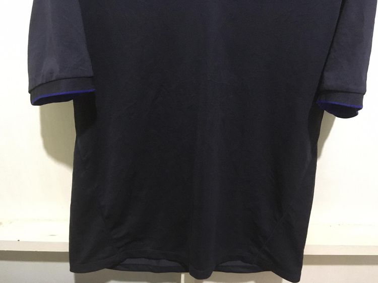 เสื้อ คอวี dry-ex anti-bacterial แบรนด์ uniqlo สีกรม รูปที่ 4