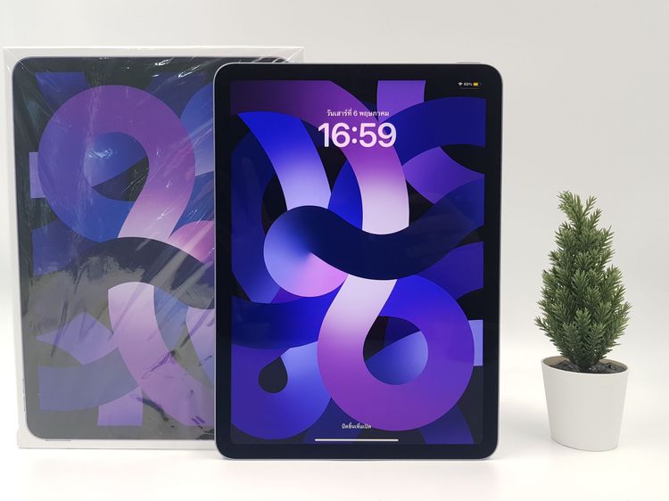 Apple 256 GB 🌌 iPad Air 5 256GB Wifi Purple 🌌 ศูนย์ไทย สภาพสวย มีปกศ  ครบกล่อง 🍎