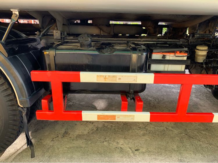 รถบรรทุกน้ำมัน รูปที่ 10