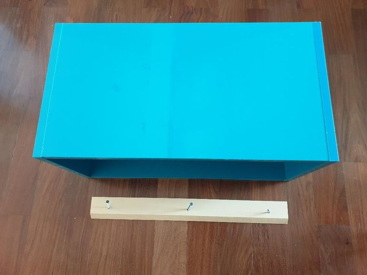 Tuquoise colored shelf