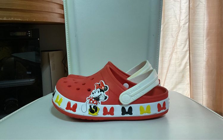 รองเท้าแตะหัวโตเด็ก Crocs Minnie Mouse รูปที่ 3